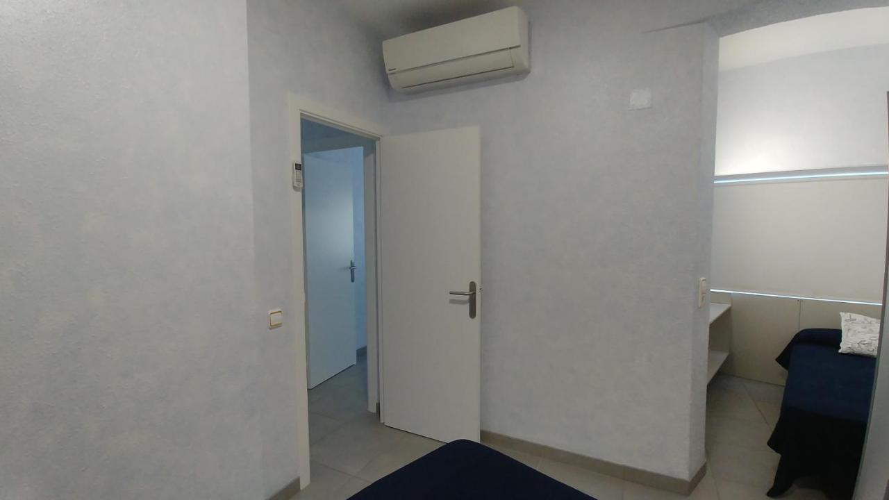 Apartament Oasis B3 Roses Esterno foto
